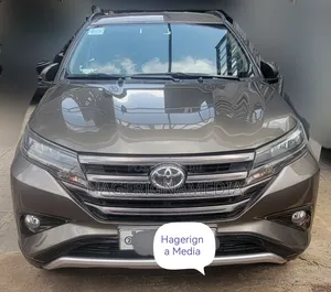 Toyota Rush 2022 Gray