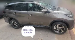 Toyota Rush 2022 Gray