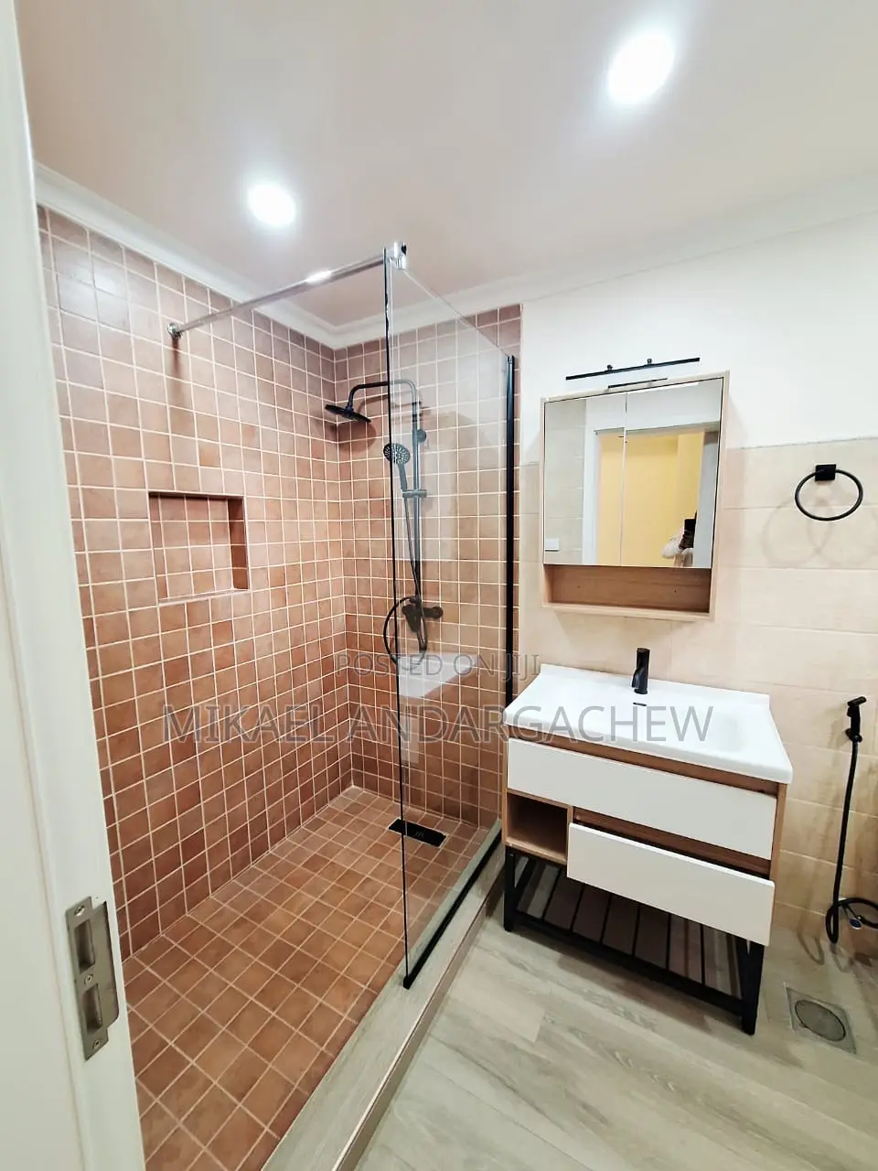 Furnished 3bdrm Apartment in Kirkos for rent