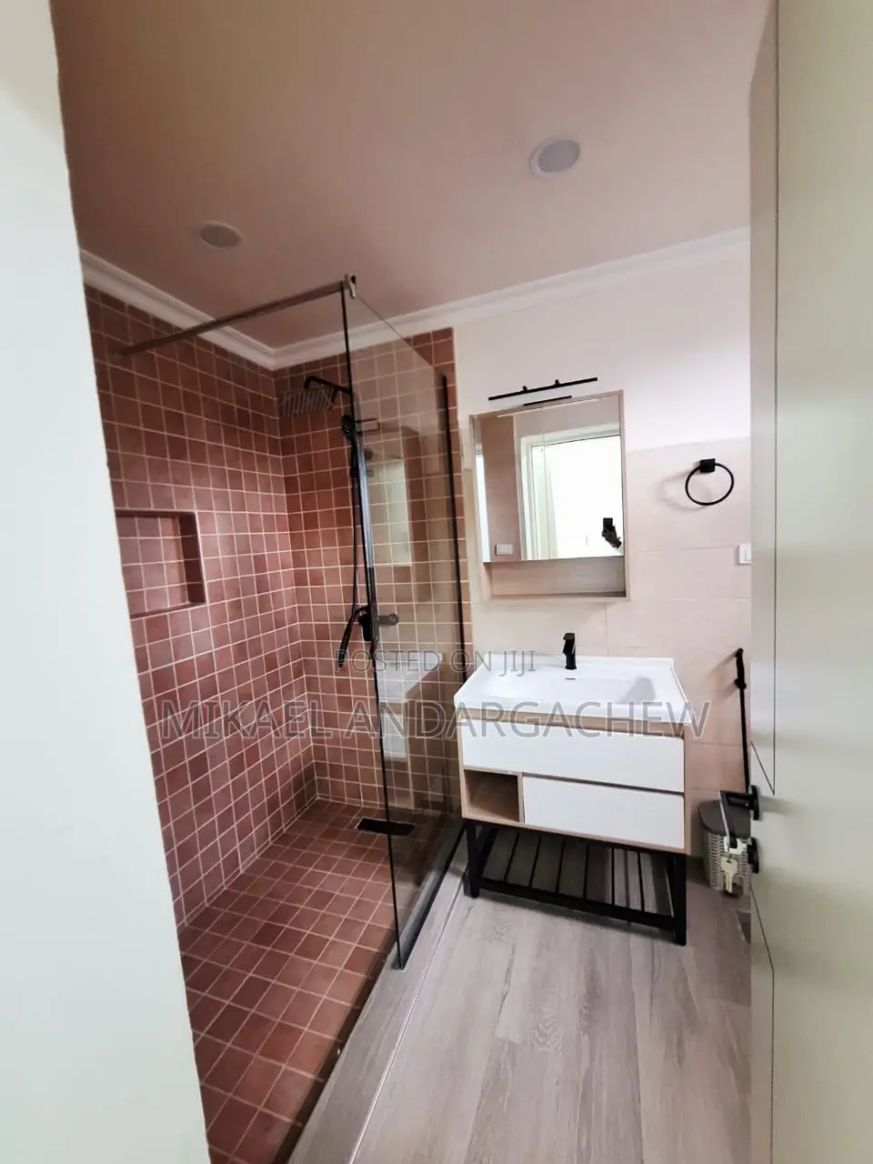 Furnished 3bdrm Apartment in Kirkos for rent