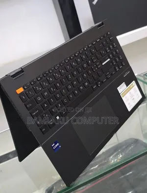 New Laptop Asus VivoBook 15 X505BA 8GB Intel Core i9 SSD 1T