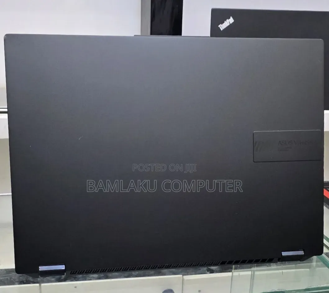 New Laptop Asus VivoBook 15 X505BA 8GB Intel Core i9 SSD 1T