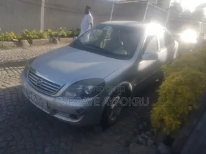 Lifan 520 2012 Silver