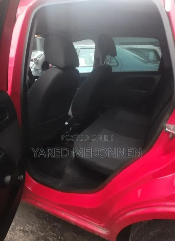 Ford Fiesta 2006 Red