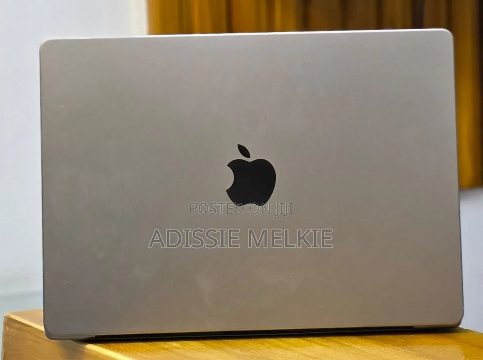 New Laptop Apple MacBook 16GB Apple M1 Pro SSD 512GB
