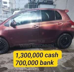 Toyota Yaris 2010 Burgundy