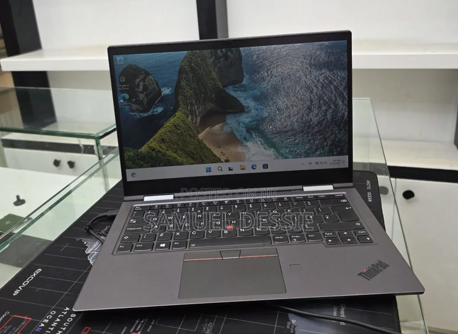 New Laptop Lenovo ThinkPad X1 Yoga 16GB Intel Core i7 SSD 512GB