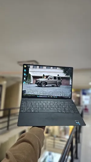 New Laptop Dell XPS 13 16GB Intel Core i7 SSD 512GB