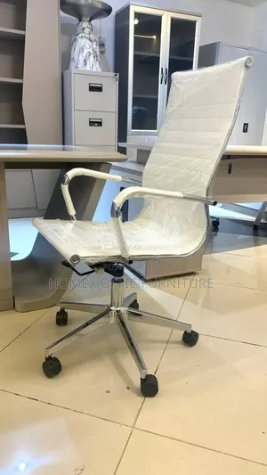 Swivel Leather Chair | የሚሽከረከር ወንበር