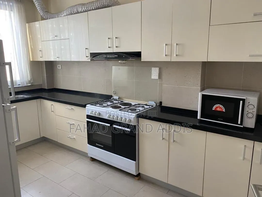 3bdrm Apartment in Bole for sale