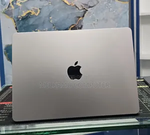New Laptop Apple MacBook Air 2022 M2 16GB Apple M2 SSD 512GB