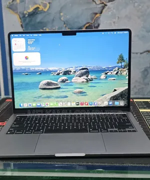 New Laptop Apple MacBook Air 2022 M2 16GB Apple M2 SSD 512GB