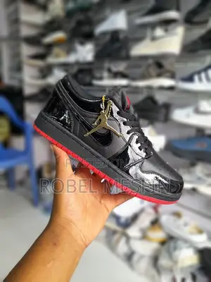 Air Jordan Low