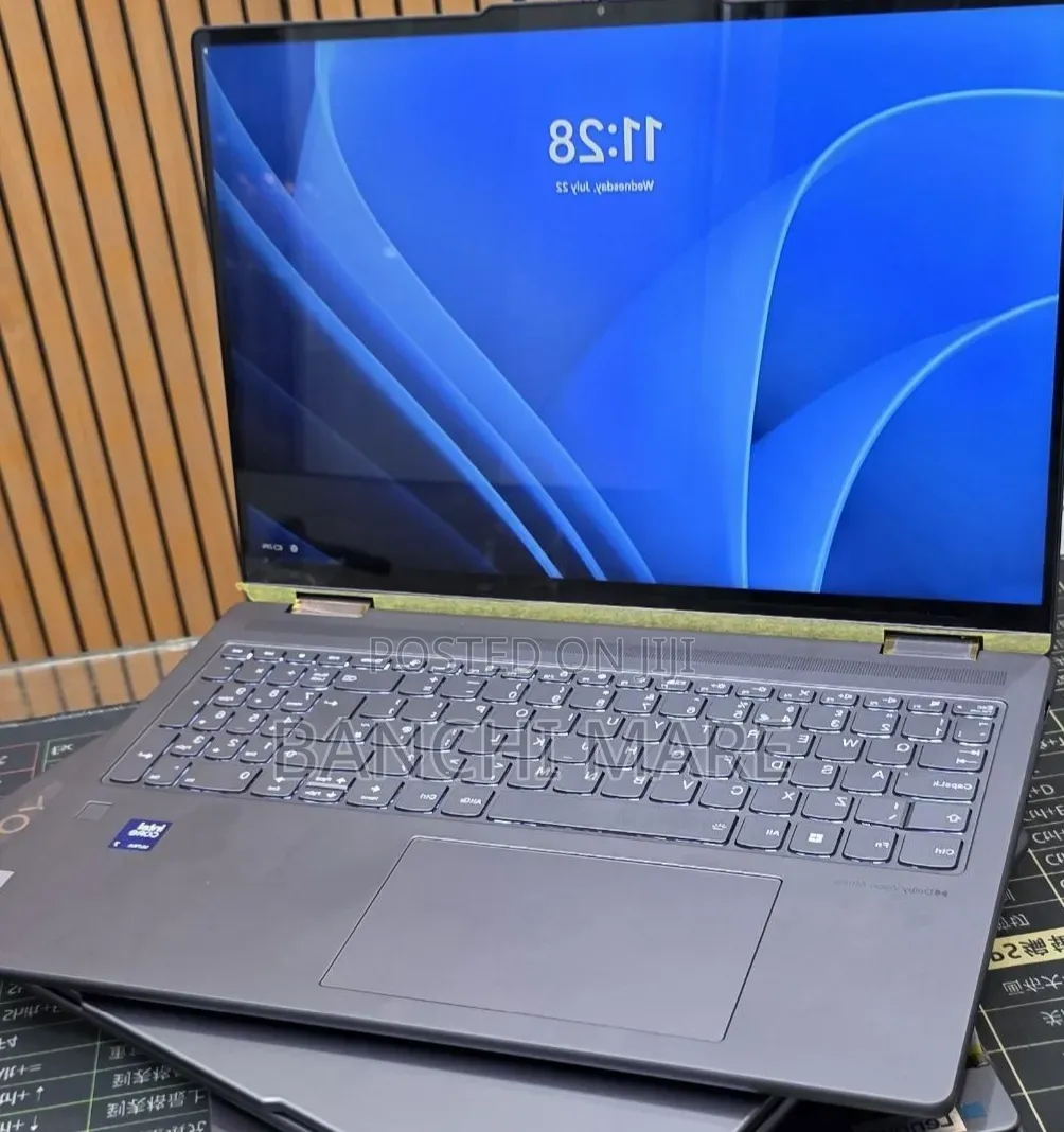New Laptop Lenovo Yoga 7i 16GB Intel Core Ultra 7 SSD 512GB