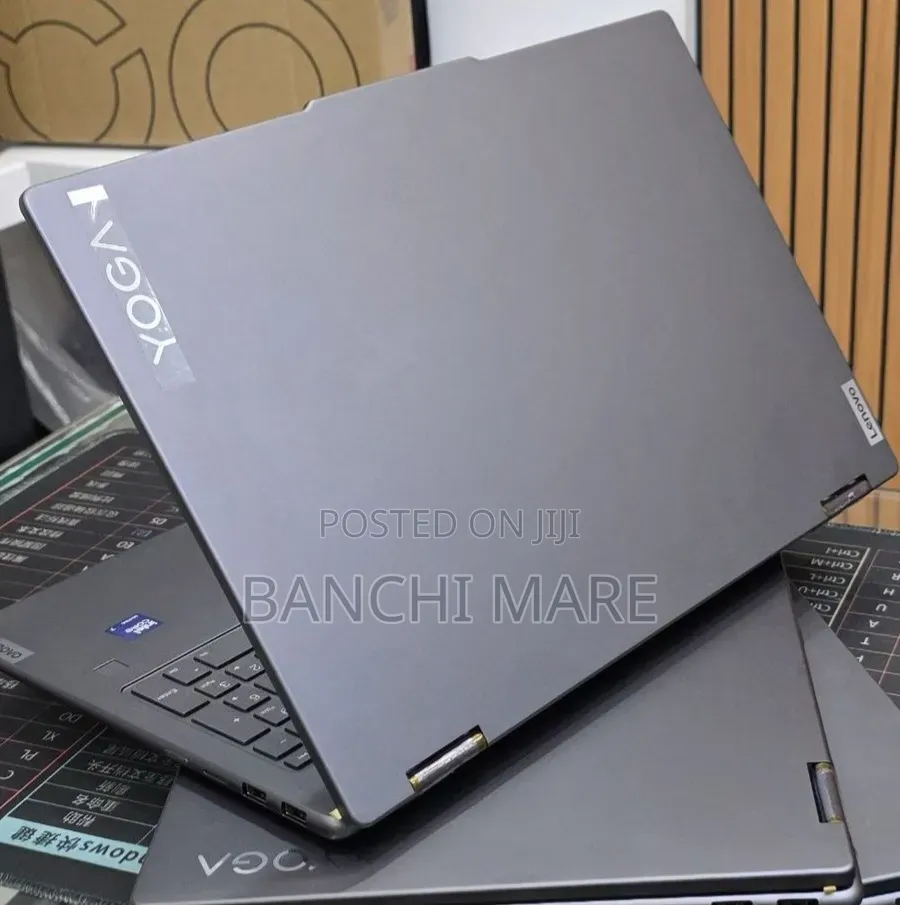 New Laptop Lenovo Yoga 7i 16GB Intel Core Ultra 7 SSD 512GB