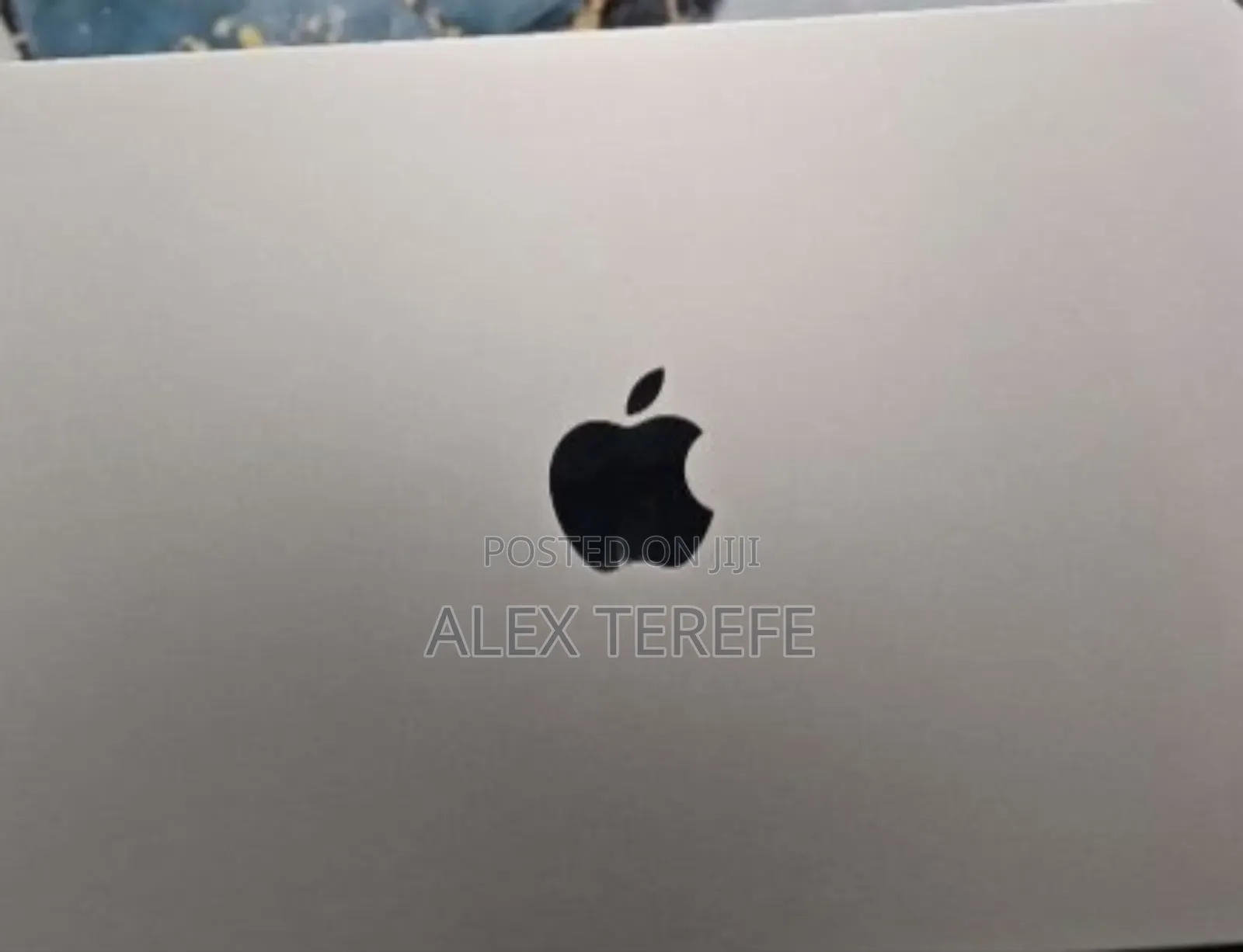 New Laptop Apple MacBook Air 2022 M2 16GB Apple M2 SSD 512GB