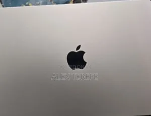 New Laptop Apple MacBook Air 2022 M2 16GB Apple M2 SSD 512GB