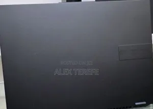 New Laptop Asus VivoBook 15 X505BA 16GB Intel Core i9 SSD 1T