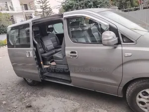 Hyundai Starex 2013 Silver