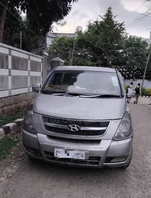 Hyundai Starex 2013 Silver