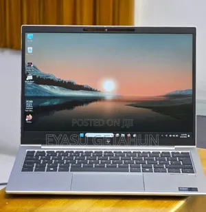 New Laptop HP Elitebook 830 G11 16GB Intel Core Ultra 7 SSD 512GB