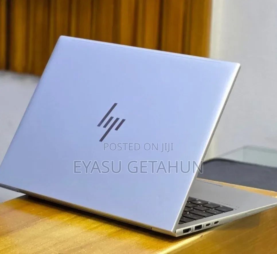 New Laptop HP Elitebook 830 G11 16GB Intel Core Ultra 7 SSD 512GB