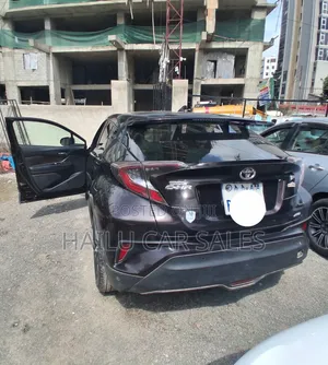 Toyota C-HR 2020 Gray