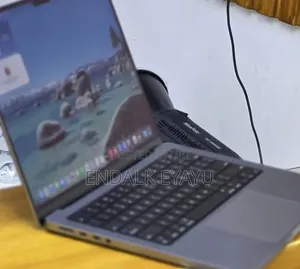 New Laptop Apple MacBook Pro 2021 M1 16GB Apple M1 Pro SSD 512GB