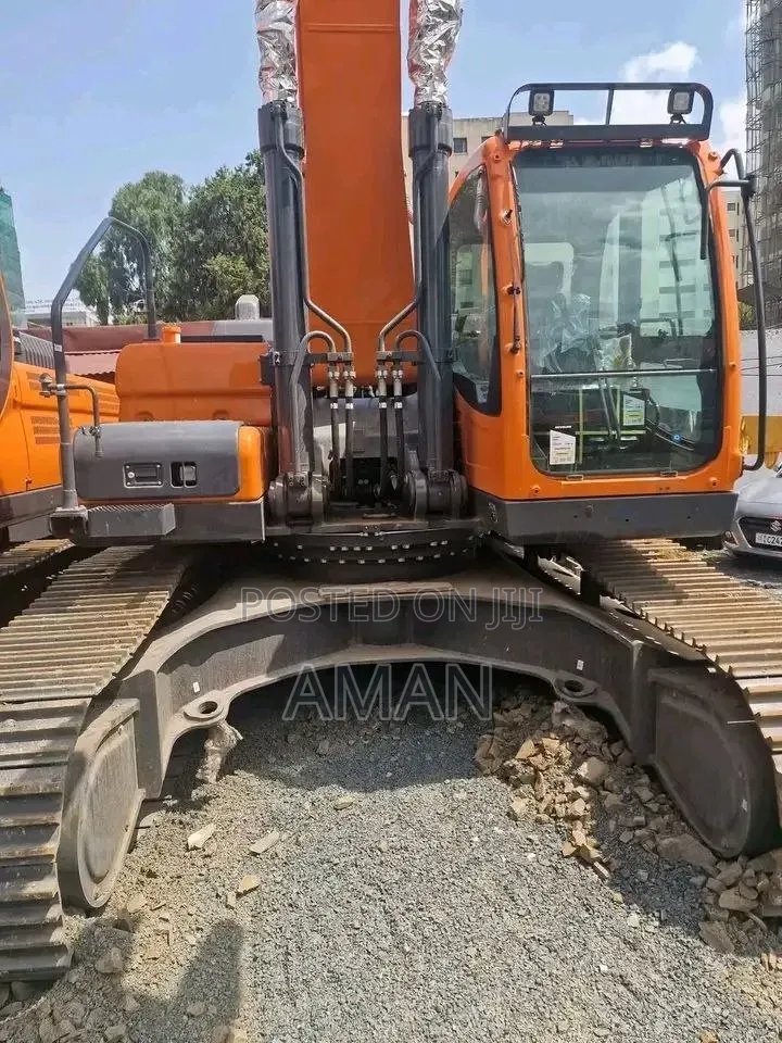 Excavator Develon