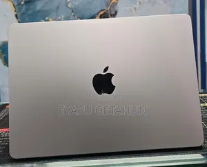 New Laptop Apple MacBook Air 2022 M2 16GB Apple M2 SSD 512GB