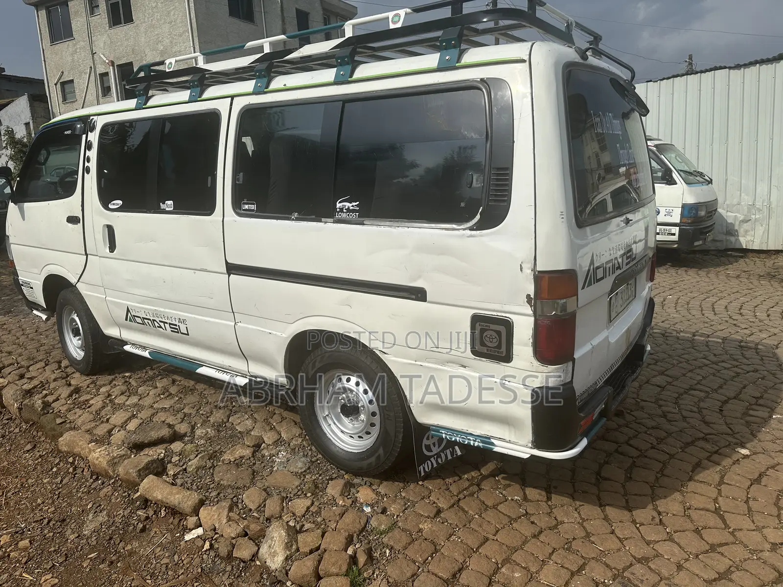 Toyota HiAce 2003 White