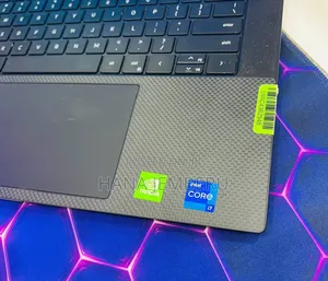 New Laptop Dell Precision 5560 16GB Intel Core i7 SSD 512GB