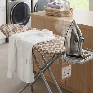 የልብስ መተኮሻ ጠረቤዛ