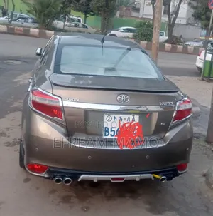 Toyota Yaris 2016