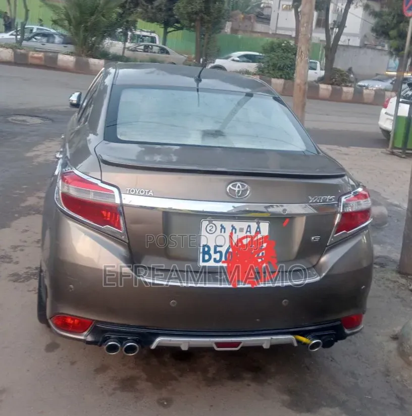 Toyota Yaris 2016