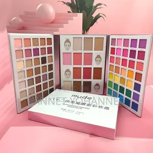 MUDE 82 Eyeshadow Pallette