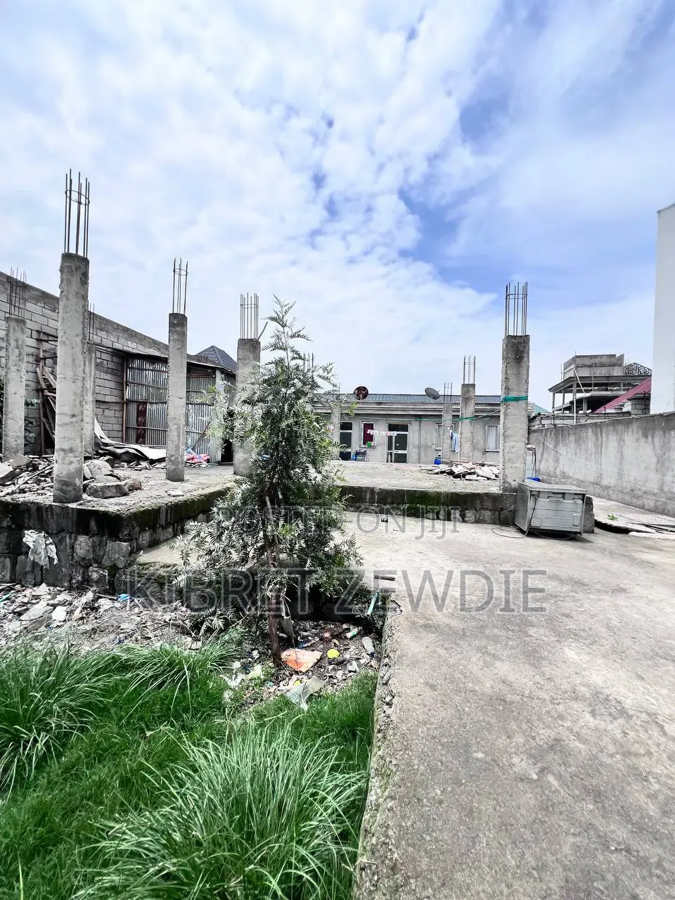7bdrm House in Kibert Zewdie, Bole for sale
