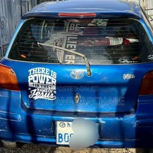 Toyota Vitz 2002