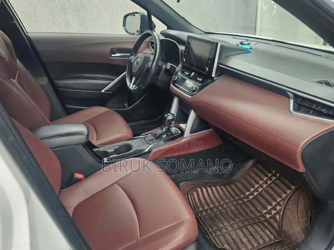 Toyota Corolla Cross 2022 Off white