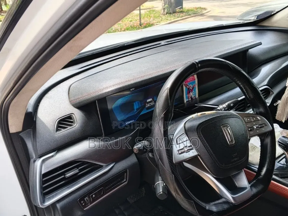 Bestune T77 1.2 FWD 2022