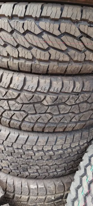 265 60 R18 Triangle for Toyota Invencebel and Revolution Cars Tyre