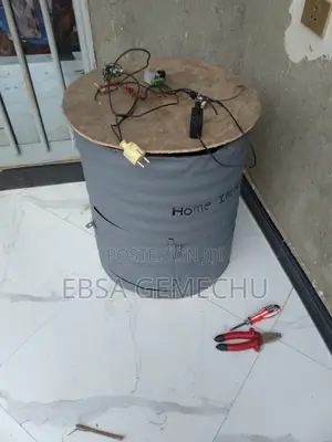 Semi Automatic Home Made Incubator 70 Eggs Capacity