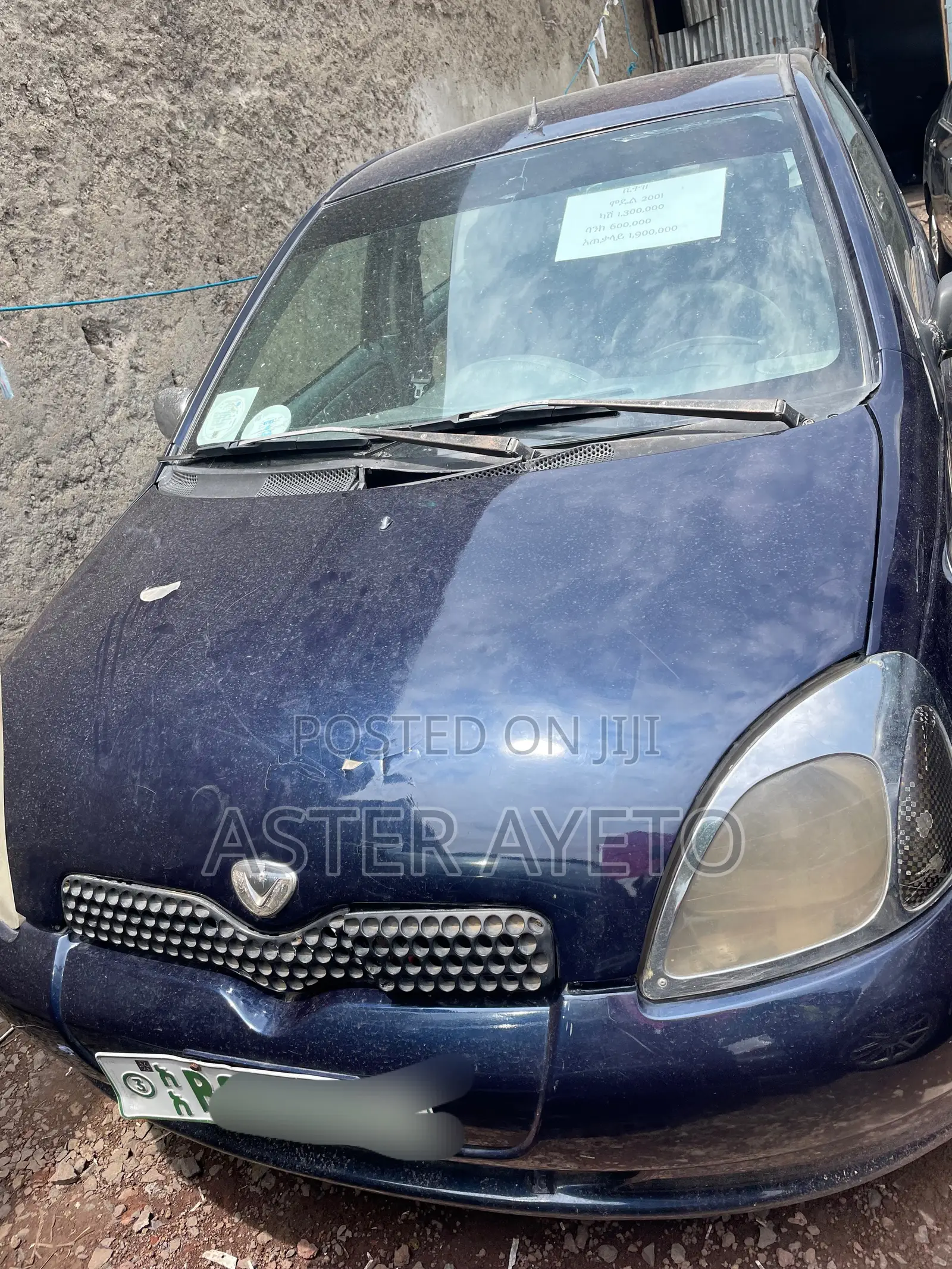 Toyota Vitz 2001 Purple