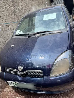 Toyota Vitz 2001 Purple