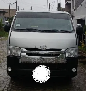 Toyota HiAce 2006 Silver
