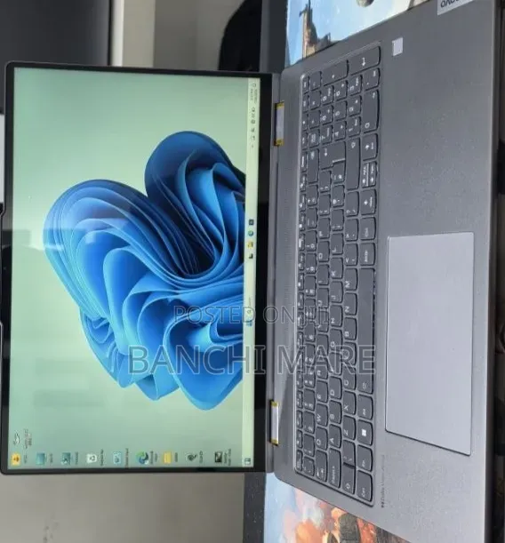 New Laptop Lenovo Yoga 7i 16GB AMD Ryzen 7 SSD 512GB