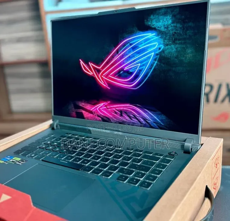 New Laptop Asus ROG Strix G15 16GB Intel Core i7 SSD 1T