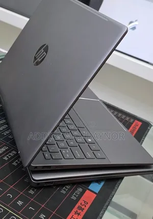 New Laptop HP ZBook Power G7 16GB Intel Core i7 SSD 512GB