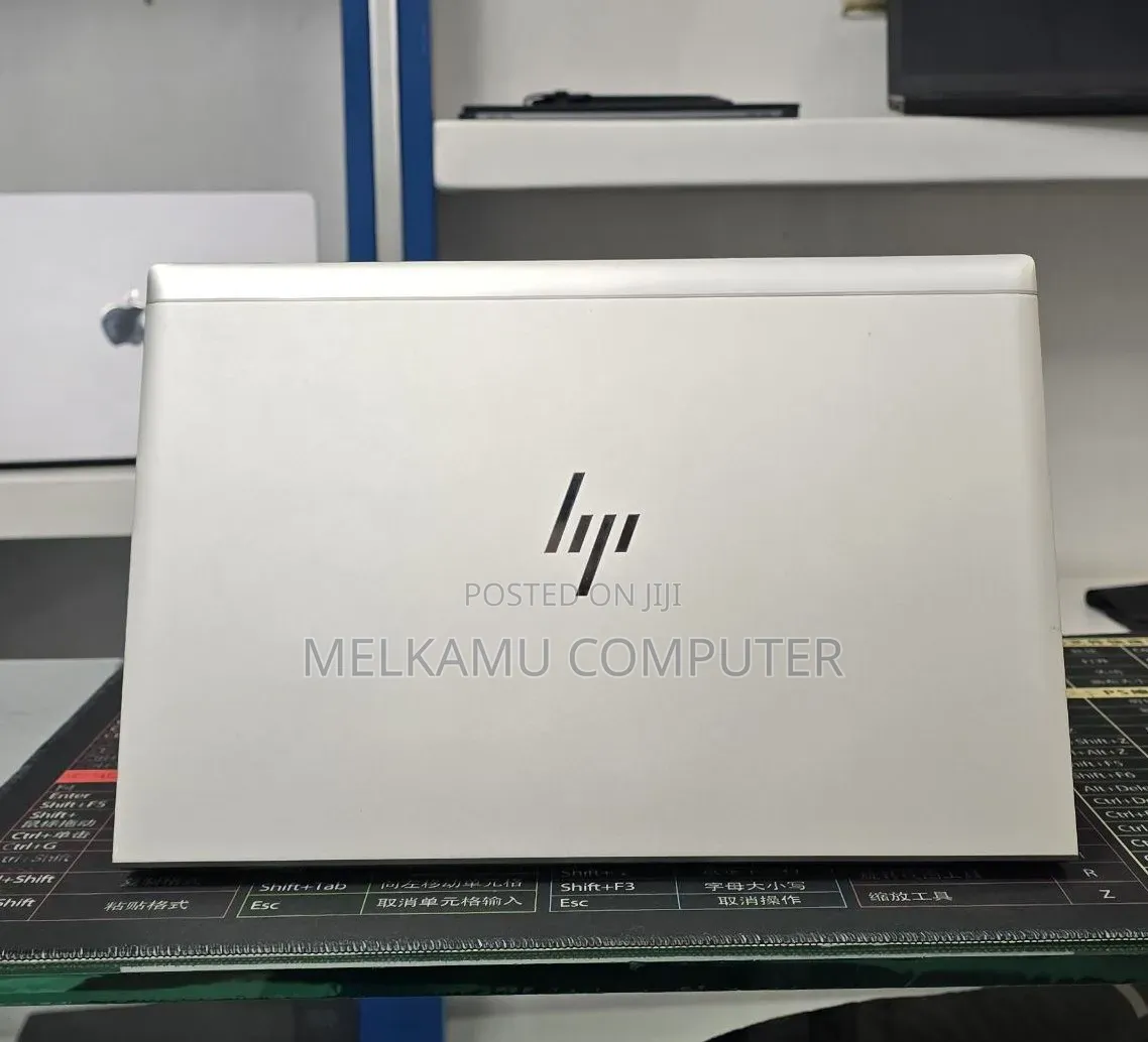 New Laptop HP EliteBook 845 G7 16GB AMD Ryzen 7 SSD 512GB