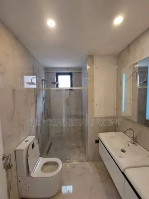 3bdrm Apartment in Olompia, Bole for sale
